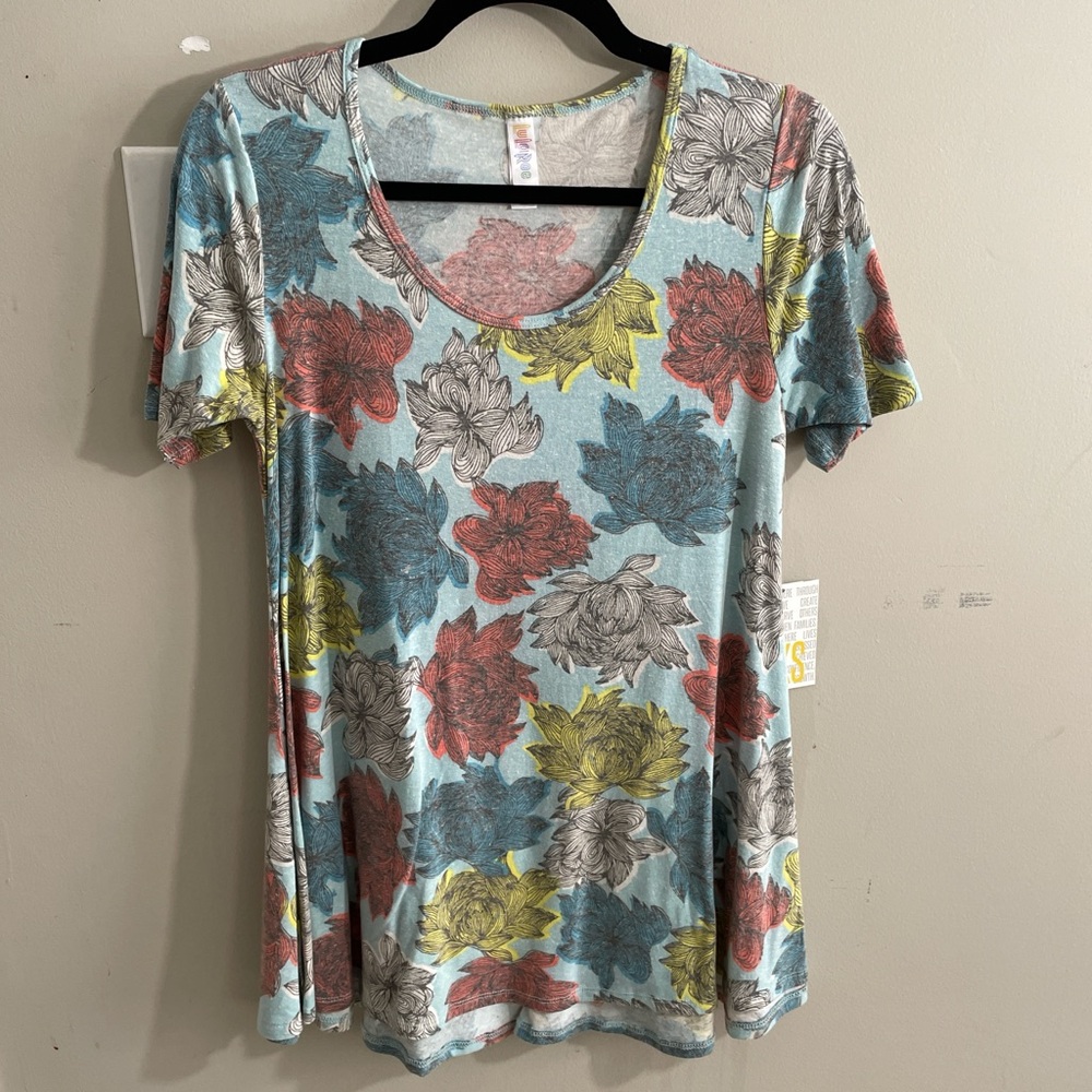 Lularoe Perfect tee size XXS